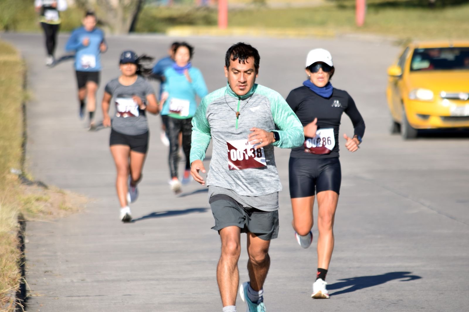 Corredores de la XIX Carrera en plena carrera